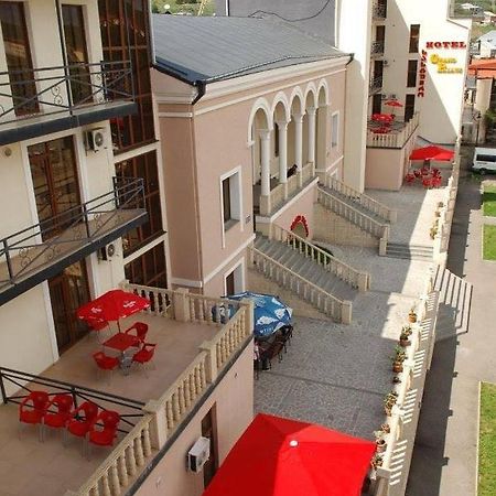 Hotel Grand Palace Achalciche Zewnętrze zdjęcie
