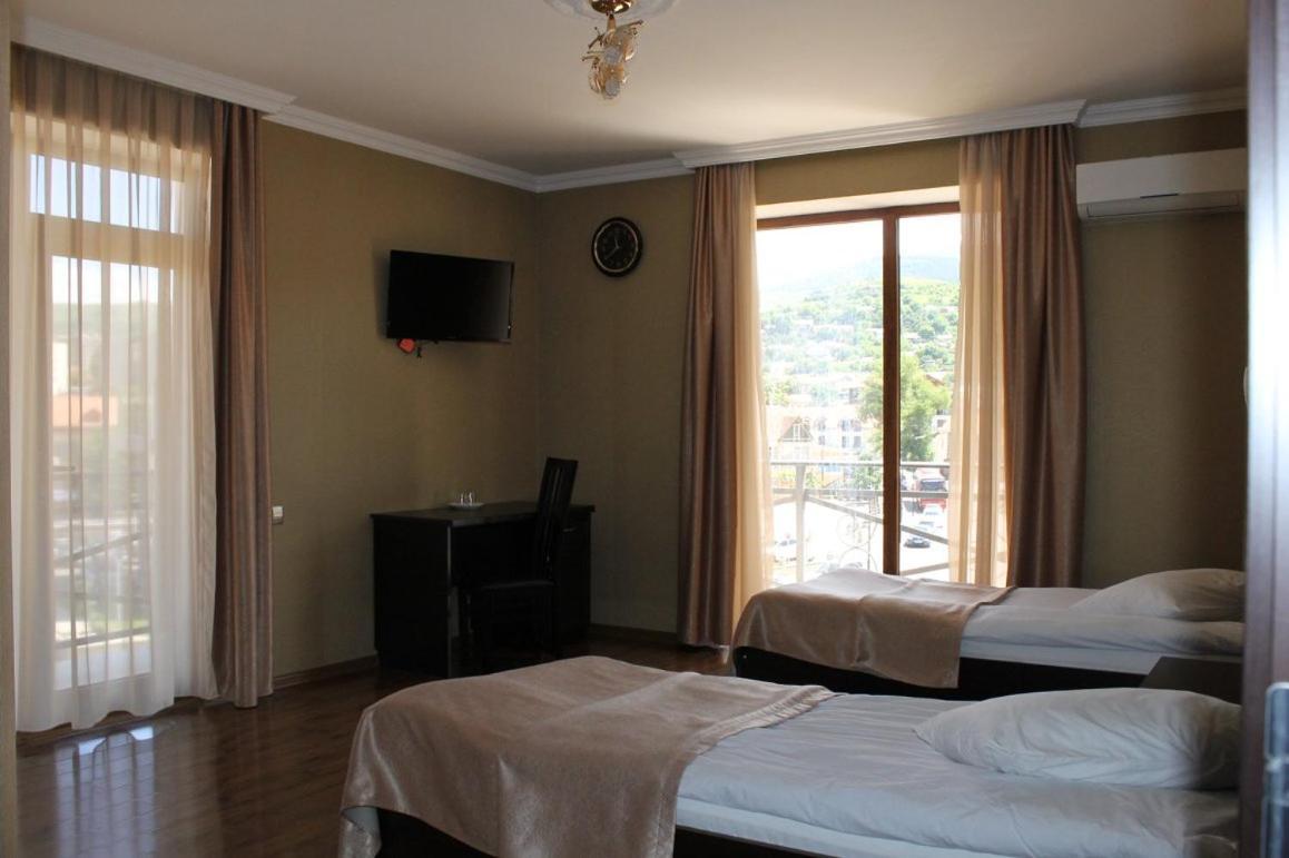 Hotel Grand Palace Achalciche Zewnętrze zdjęcie