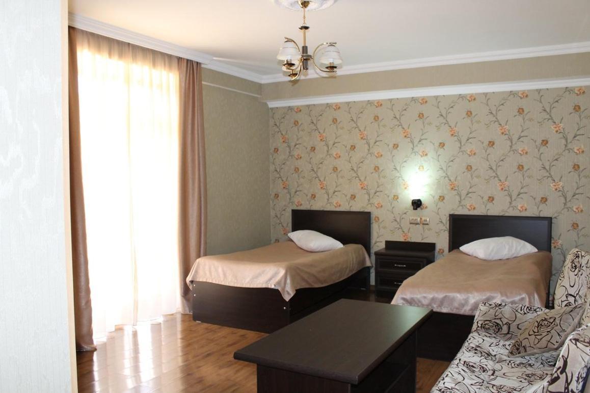 Hotel Grand Palace Achalciche Zewnętrze zdjęcie